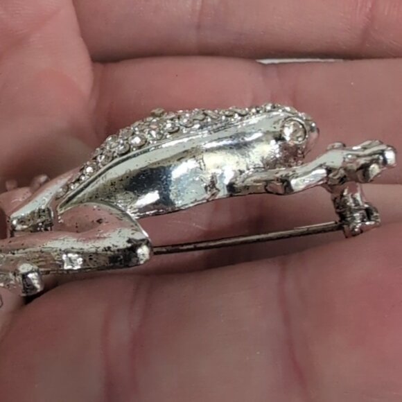 Rhinestone & Silver Frog Toad Brooch - Picture 4 of 4